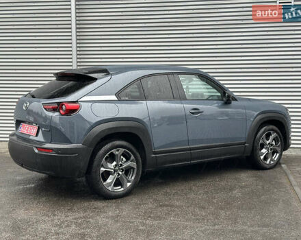 Серый Мазда MX-30, объемом двигателя 0 л и пробегом 85 тыс. км за 14500 $, фото 16 на Automoto.ua