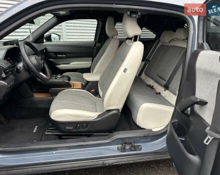 Серый Мазда MX-30, объемом двигателя 0 л и пробегом 85 тыс. км за 14500 $, фото 47 на Automoto.ua