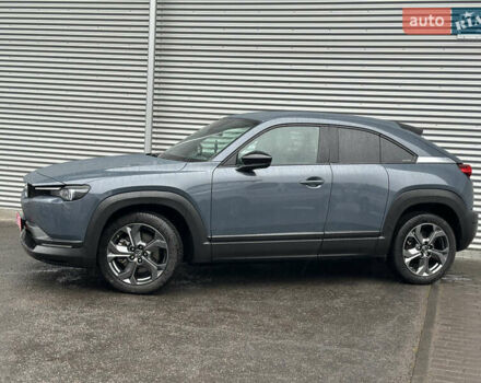 Серый Мазда MX-30, объемом двигателя 0 л и пробегом 85 тыс. км за 14500 $, фото 5 на Automoto.ua