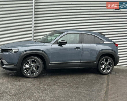 Серый Мазда MX-30, объемом двигателя 0 л и пробегом 85 тыс. км за 14500 $, фото 4 на Automoto.ua