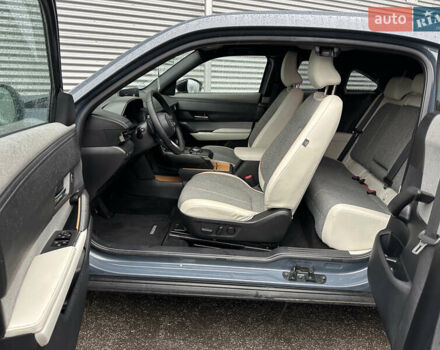 Серый Мазда MX-30, объемом двигателя 0 л и пробегом 85 тыс. км за 14500 $, фото 48 на Automoto.ua