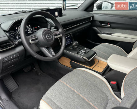 Серый Мазда MX-30, объемом двигателя 0 л и пробегом 85 тыс. км за 14500 $, фото 49 на Automoto.ua