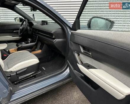 Серый Мазда MX-30, объемом двигателя 0 л и пробегом 85 тыс. км за 14500 $, фото 21 на Automoto.ua