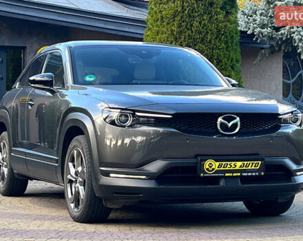 Серый Мазда MX-30, объемом двигателя 0 л и пробегом 12 тыс. км за 18500 $, фото 1 на Automoto.ua