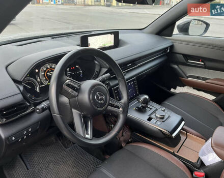 Серый Мазда MX-30, объемом двигателя 0 л и пробегом 35 тыс. км за 15500 $, фото 1 на Automoto.ua