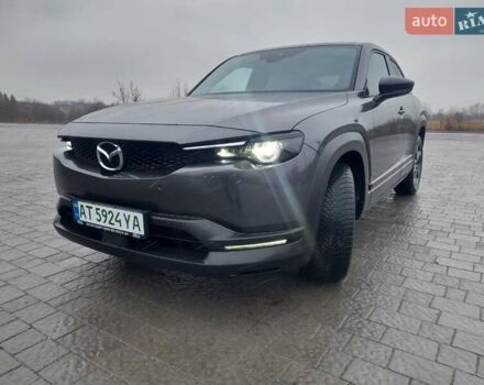 Серый Мазда MX-30, объемом двигателя 0 л и пробегом 65 тыс. км за 15200 $, фото 1 на Automoto.ua