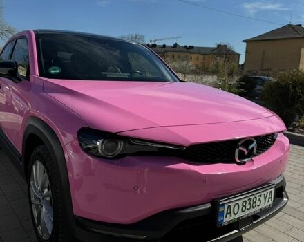Серый Мазда MX-30, объемом двигателя 0 л и пробегом 129 тыс. км за 15000 $, фото 1 на Automoto.ua