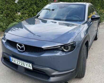 Серый Мазда MX-30, объемом двигателя 0 л и пробегом 44 тыс. км за 14500 $, фото 1 на Automoto.ua