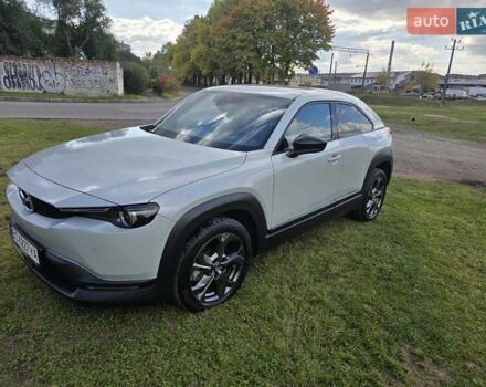 Серый Мазда MX-30, объемом двигателя 0 л и пробегом 39 тыс. км за 14600 $, фото 1 на Automoto.ua