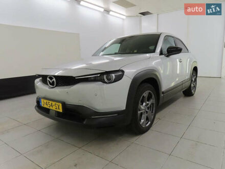 Серый Мазда MX-30, объемом двигателя 0 л и пробегом 44 тыс. км за 14300 $, фото 1 на Automoto.ua