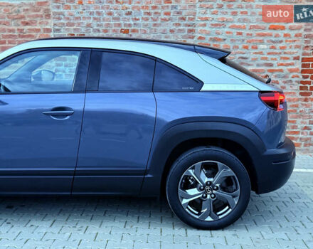 Синий Мазда MX-30, объемом двигателя 0 л и пробегом 55 тыс. км за 14750 $, фото 17 на Automoto.ua