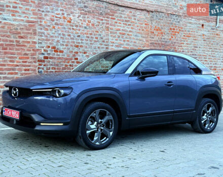 Синий Мазда MX-30, объемом двигателя 0 л и пробегом 55 тыс. км за 14750 $, фото 12 на Automoto.ua