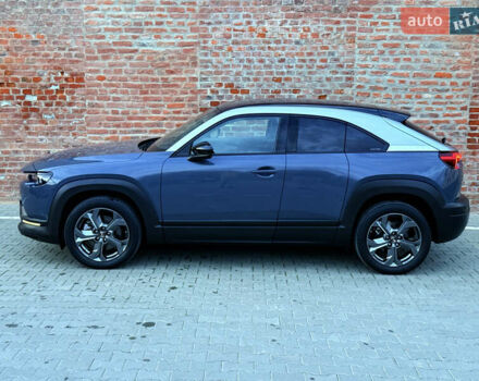 Синий Мазда MX-30, объемом двигателя 0 л и пробегом 55 тыс. км за 14750 $, фото 14 на Automoto.ua