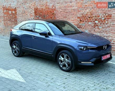 Синий Мазда MX-30, объемом двигателя 0 л и пробегом 55 тыс. км за 14750 $, фото 9 на Automoto.ua