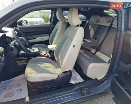 Зелений Мазда MX-30, об'ємом двигуна 0 л та пробігом 65 тис. км за 14100 $, фото 21 на Automoto.ua