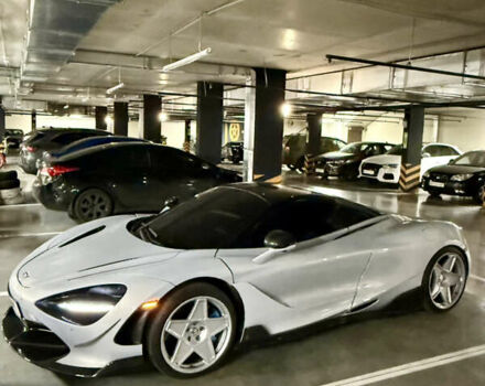 Серый МакЛарен 720S, объемом двигателя 0 л и пробегом 94 тыс. км за 335000 $, фото 26 на Automoto.ua