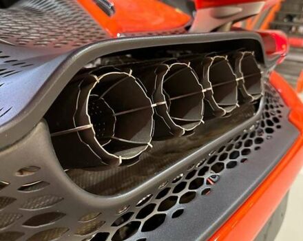 Оранжевый МакЛарен 765, объемом двигателя 3.99 л и пробегом 2 тыс. км за 484068 $, фото 3 на Automoto.ua