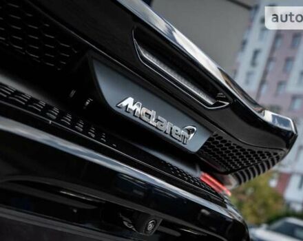 Черный МакЛарен GT, объемом двигателя 4 л и пробегом 5 тыс. км за 250000 $, фото 25 на Automoto.ua