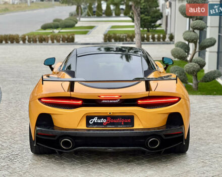 Желтый МакЛарен GT, объемом двигателя 3.99 л и пробегом 38 тыс. км за 180000 $, фото 15 на Automoto.ua