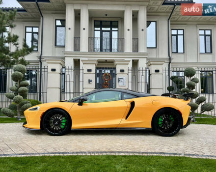 Желтый МакЛарен GT, объемом двигателя 3.99 л и пробегом 38 тыс. км за 180000 $, фото 8 на Automoto.ua
