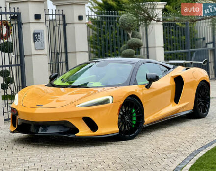 Желтый МакЛарен GT, объемом двигателя 3.99 л и пробегом 38 тыс. км за 180000 $, фото 6 на Automoto.ua