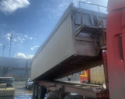 Красный Майрлинг МСК, объемом двигателя 0 л и пробегом 100 тыс. км за 12300 $, фото 5 на Automoto.ua