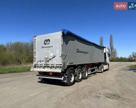 Красный Менчи СА, объемом двигателя 0 л и пробегом 100 тыс. км за 23500 $, фото 7 на Automoto.ua
