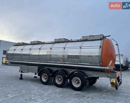 Серый Менчи СЛ, объемом двигателя 0 л и пробегом 0 тыс. км за 27008 $, фото 4 на Automoto.ua