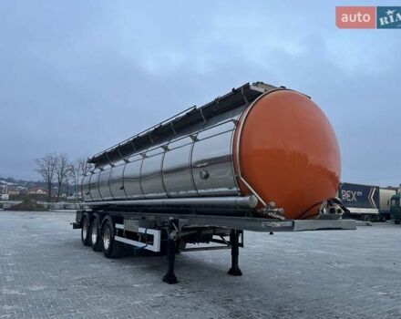 Серый Менчи СЛ, объемом двигателя 0 л и пробегом 0 тыс. км за 27008 $, фото 12 на Automoto.ua