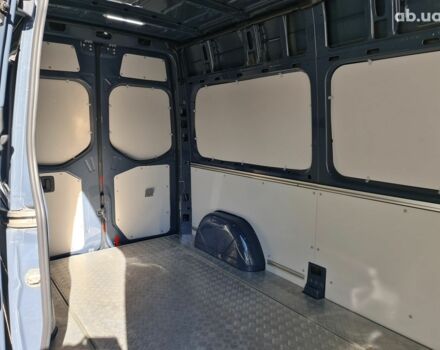 Синий Мерседес 131, объемом двигателя 2.2 л и пробегом 50 тыс. км за 30000 $, фото 19 на Automoto.ua