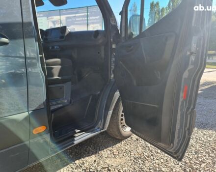 Синий Мерседес 131, объемом двигателя 2.2 л и пробегом 50 тыс. км за 30000 $, фото 9 на Automoto.ua