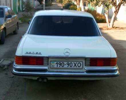 Белый Мерседес 1831, объемом двигателя 2.8 л и пробегом 226 тыс. км за 7000 $, фото 1 на Automoto.ua