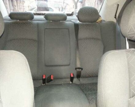 Черный Мерседес 1831, объемом двигателя 1.8 л и пробегом 220 тыс. км за 13900 $, фото 4 на Automoto.ua