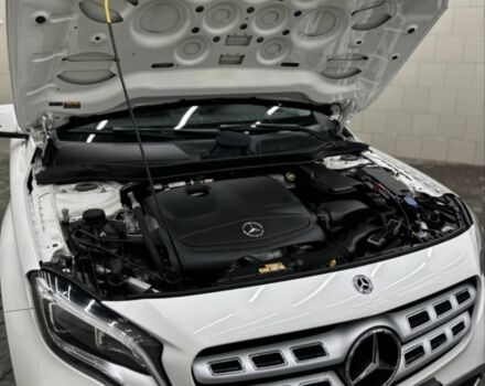 Білий Мерседес 190, об'ємом двигуна 1.6 л та пробігом 146 тис. км за 21500 $, фото 3 на Automoto.ua