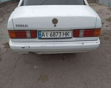 Білий Мерседес 190, об'ємом двигуна 2 л та пробігом 350 тис. км за 1900 $, фото 3 на Automoto.ua