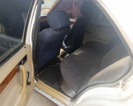 Белый Мерседес 190, объемом двигателя 0 л и пробегом 356 тыс. км за 1350 $, фото 5 на Automoto.ua