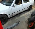 Белый Мерседес 190, объемом двигателя 2 л и пробегом 320 тыс. км за 1800 $, фото 2 на Automoto.ua