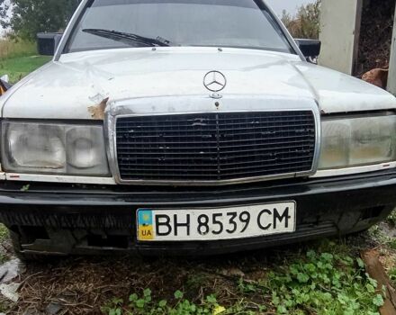 Білий Мерседес 190, об'ємом двигуна 2 л та пробігом 120 тис. км за 716 $, фото 10 на Automoto.ua