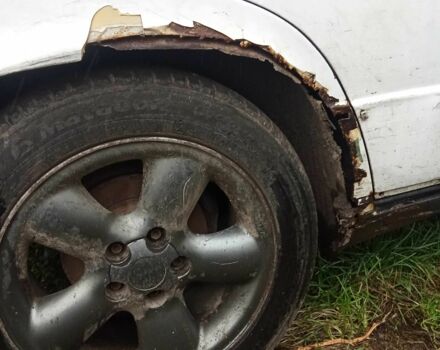 Білий Мерседес 190, об'ємом двигуна 2 л та пробігом 120 тис. км за 716 $, фото 9 на Automoto.ua