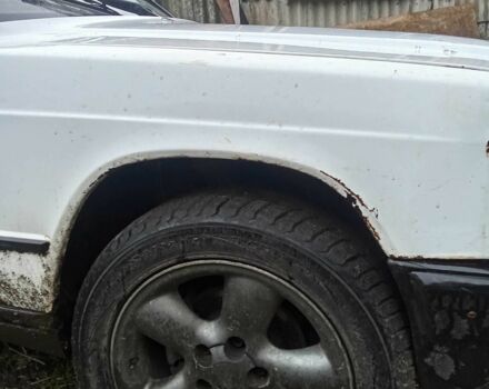 Білий Мерседес 190, об'ємом двигуна 2 л та пробігом 120 тис. км за 716 $, фото 8 на Automoto.ua