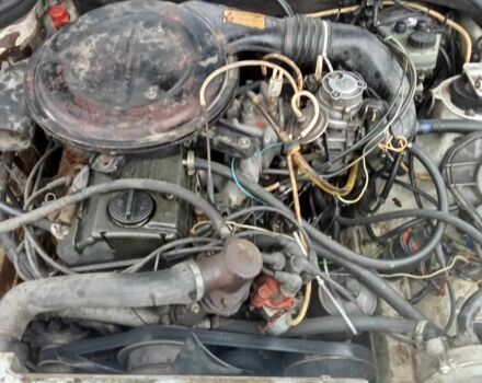 Білий Мерседес 190, об'ємом двигуна 2 л та пробігом 120 тис. км за 716 $, фото 4 на Automoto.ua