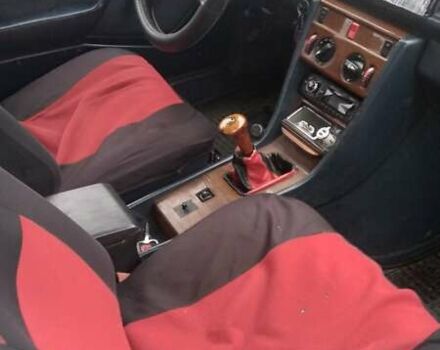Білий Мерседес 190, об'ємом двигуна 2 л та пробігом 230 тис. км за 1600 $, фото 3 на Automoto.ua