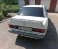 Белый Мерседес 190, объемом двигателя 2.3 л и пробегом 270 тыс. км за 2400 $, фото 22 на Automoto.ua