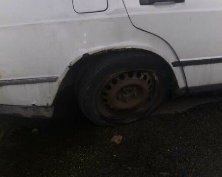 Белый Мерседес 190, объемом двигателя 2 л и пробегом 250 тыс. км за 650 $, фото 13 на Automoto.ua