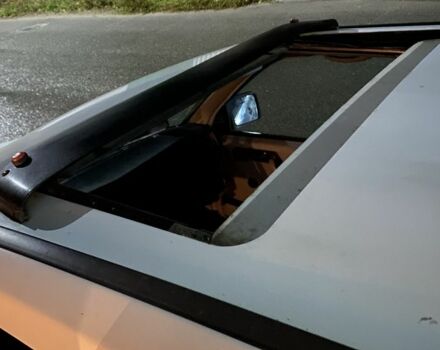 Білий Мерседес 190, об'ємом двигуна 2 л та пробігом 400 тис. км за 1100 $, фото 6 на Automoto.ua