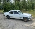 Белый Мерседес 190, объемом двигателя 2 л и пробегом 250 тыс. км за 600 $, фото 2 на Automoto.ua