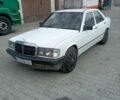 Белый Мерседес 190, объемом двигателя 2 л и пробегом 350 тыс. км за 1500 $, фото 1 на Automoto.ua