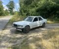 Белый Мерседес 190, объемом двигателя 2 л и пробегом 250 тыс. км за 600 $, фото 1 на Automoto.ua