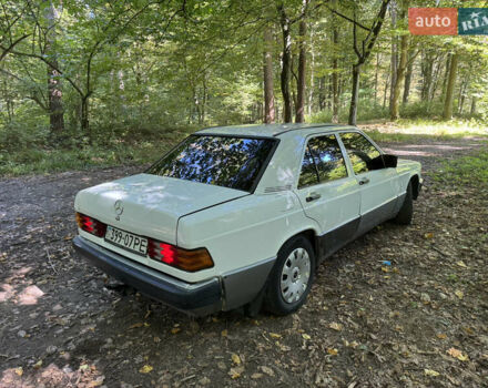 Белый Мерседес 190, объемом двигателя 0 л и пробегом 289 тыс. км за 1650 $, фото 8 на Automoto.ua