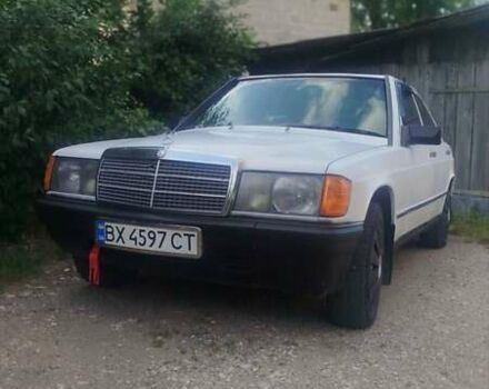 Білий Мерседес 190, об'ємом двигуна 2 л та пробігом 400 тис. км за 1557 $, фото 9 на Automoto.ua
